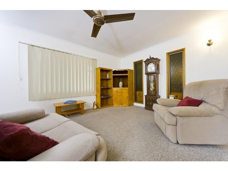 33 Beatrice Street, Mooroobool QLD 4870