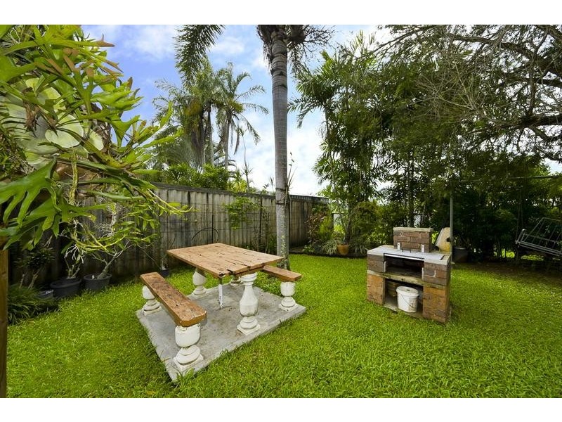 30 Lime Street, Mooroobool QLD 4870