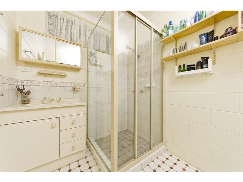 30 Lime Street, Mooroobool QLD 4870