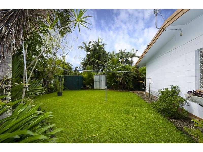 30 Lime Street, Mooroobool QLD 4870