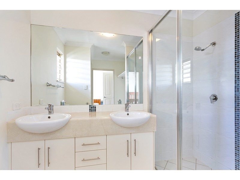 3/12-14  Old Smithfield Road, Freshwater QLD 4870