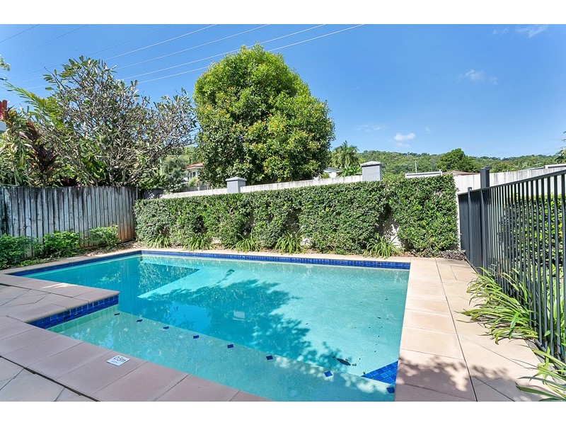 3/12-14  Old Smithfield Road, Freshwater QLD 4870