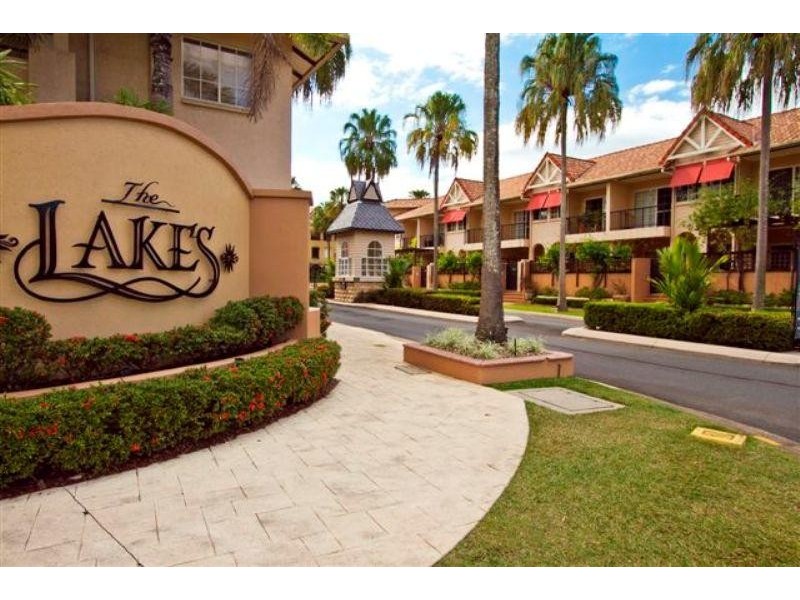 1121/2 Greenslopes St, Cairns North QLD 4870