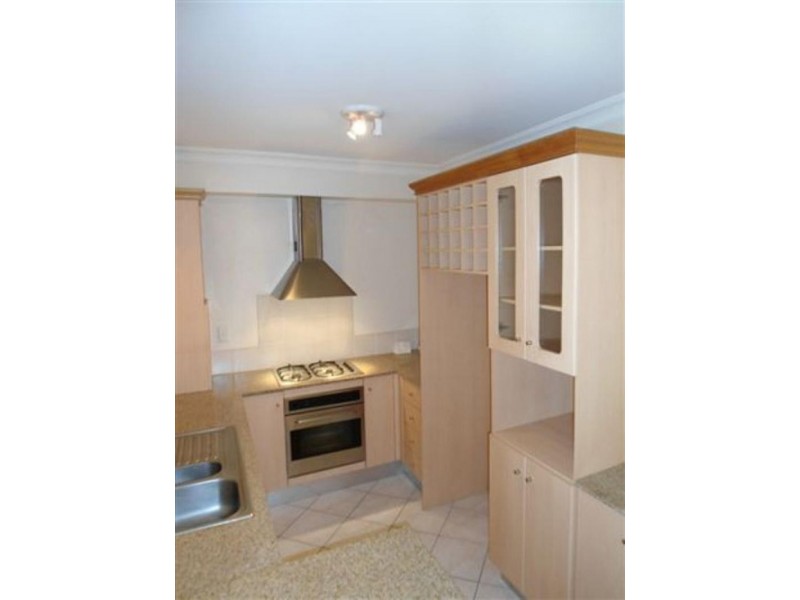 1121/2 Greenslopes St, Cairns North QLD 4870