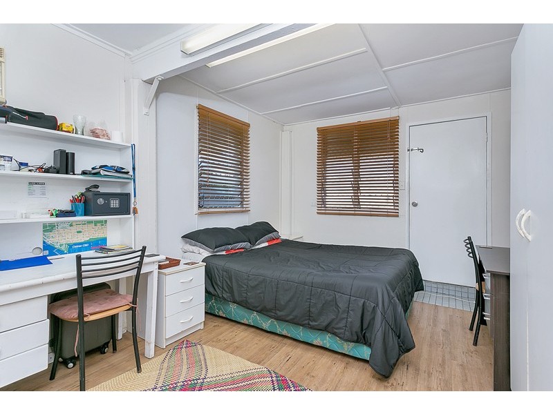 302 Severin Street, Parramatta Park QLD 4870