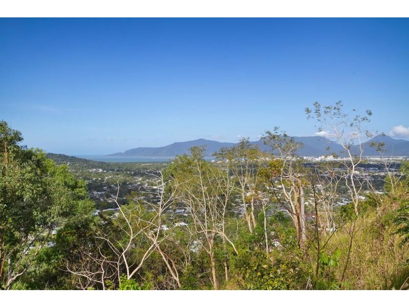 30 The Peak, Brinsmead QLD 4870