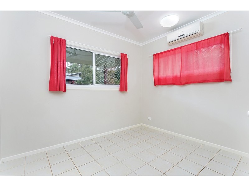 4 Diwi Diwi Street, Manoora QLD 4870