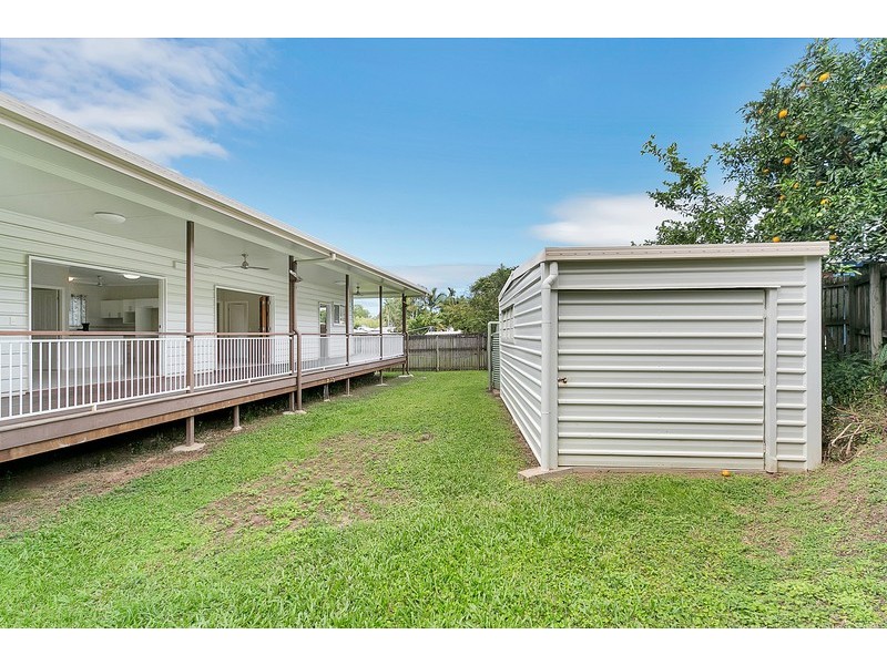4 Diwi Diwi Street, Manoora QLD 4870