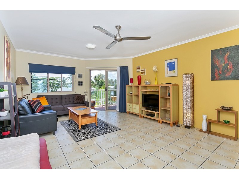 72/129 Oleander Street, Holloways Beach QLD 4878