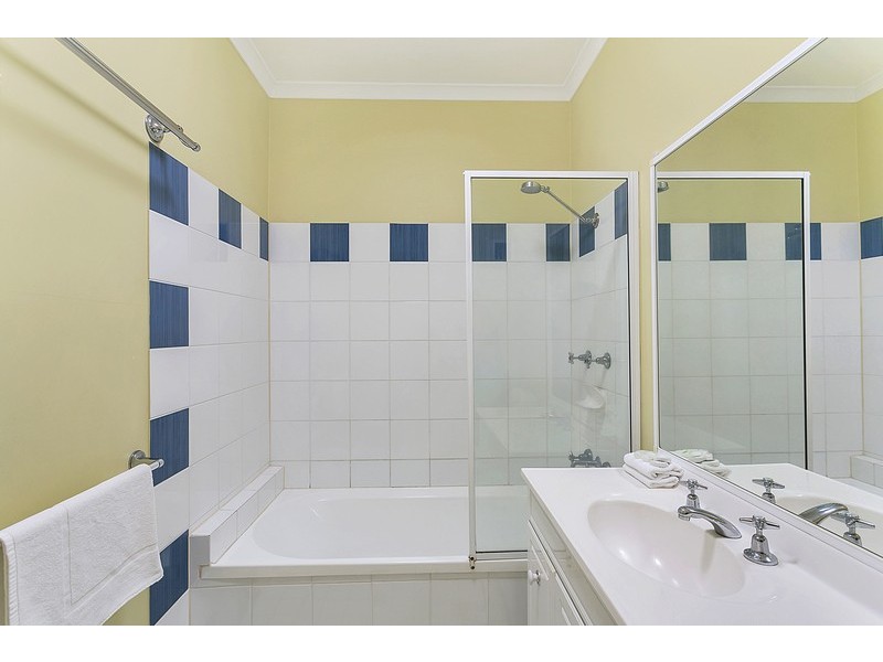 72/129 Oleander Street, Holloways Beach QLD 4878