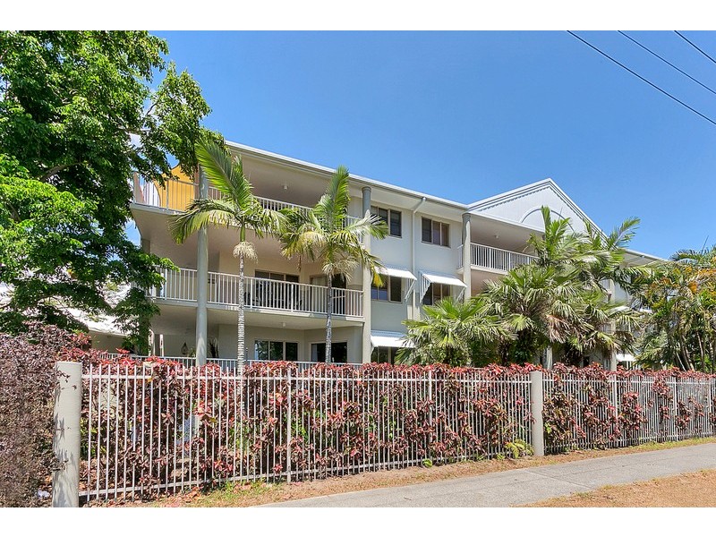 72/129 Oleander Street, Holloways Beach QLD 4878