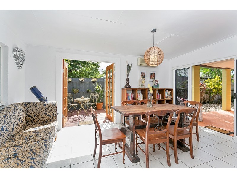 18 Coolangatta Close, Kewarra Beach QLD 4879