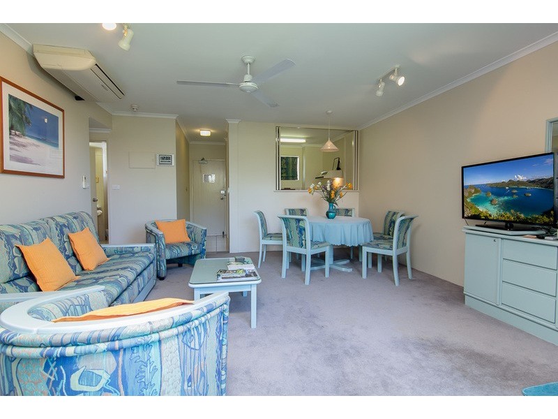 325 Coral Coast Drive, Palm Cove QLD 4879