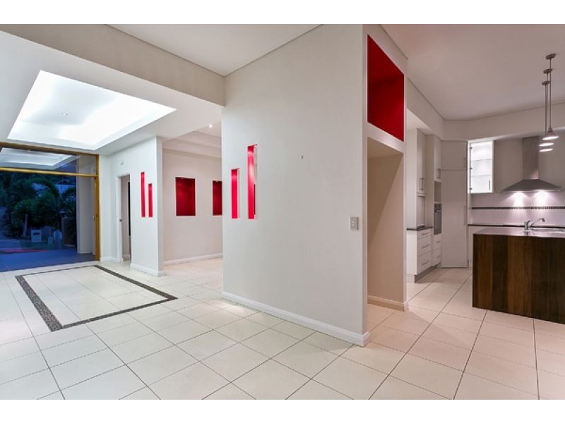 13 Willie Ming Close, Redlynch QLD 4870