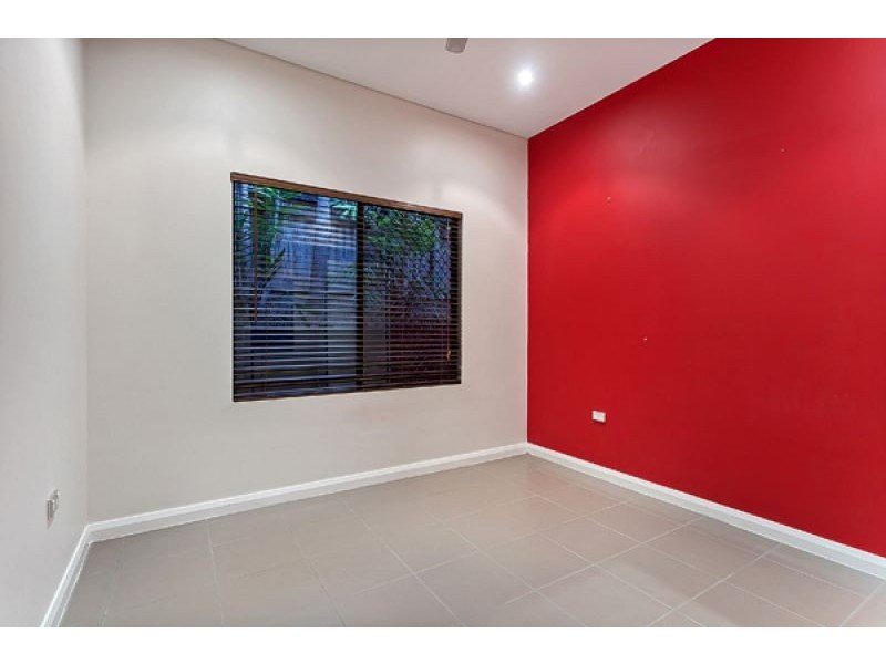 13 Willie Ming Close, Redlynch QLD 4870