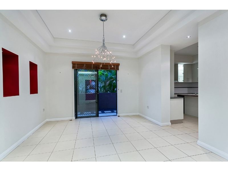 13 Willie Ming Close, Redlynch QLD 4870