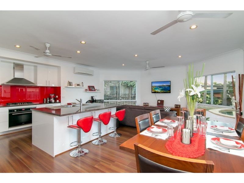 14 Greenock Way, Brinsmead QLD 4870