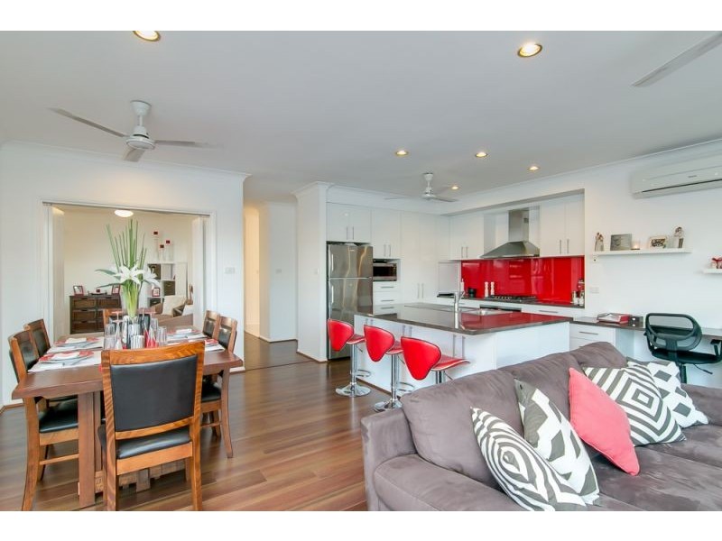 14 Greenock Way, Brinsmead QLD 4870