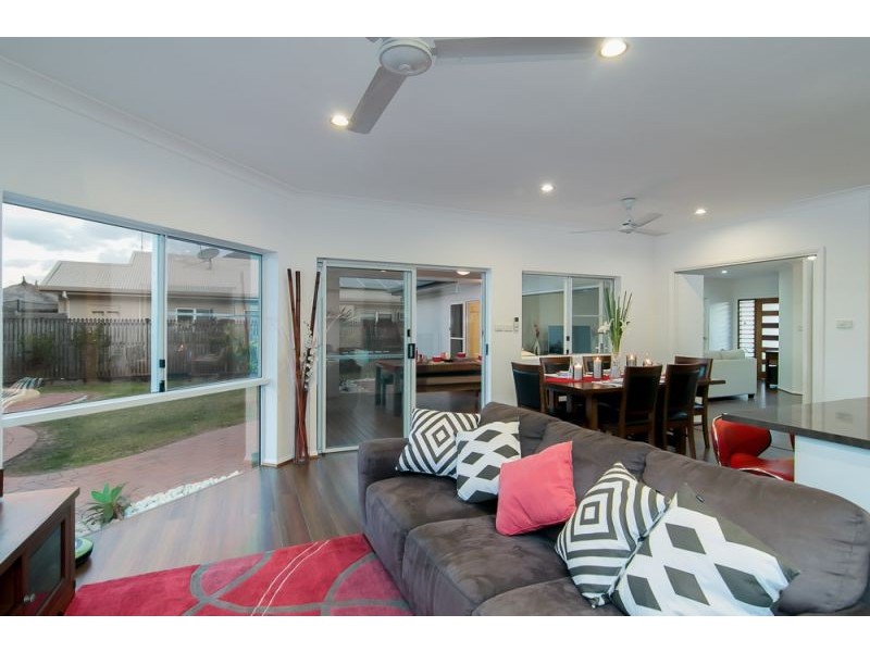 14 Greenock Way, Brinsmead QLD 4870