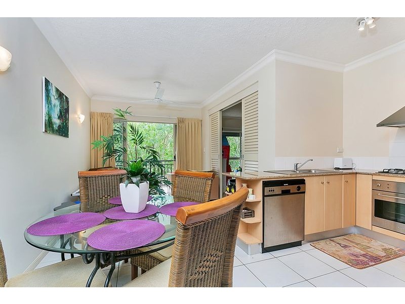 1707/2 Greenslopes St, Cairns North QLD 4870