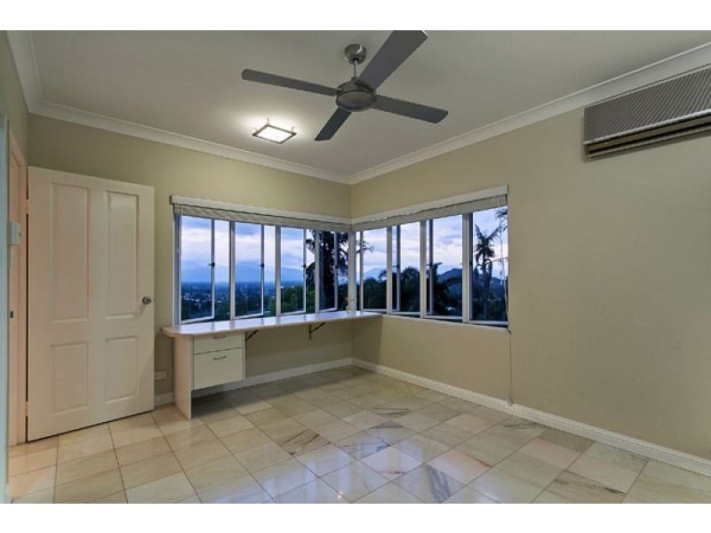 237 Toogood Road, Bayview Heights QLD 4868
