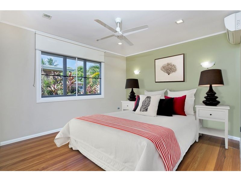 11 Creedy Street, Westcourt QLD 4870