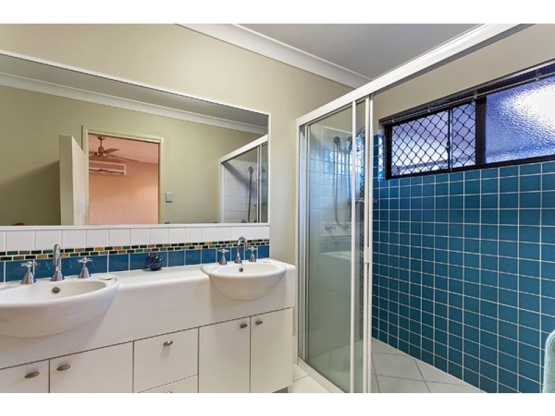 10 Messina Close, Kanimbla QLD 4870