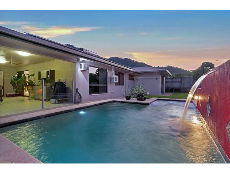 10 Messina Close, Kanimbla QLD 4870
