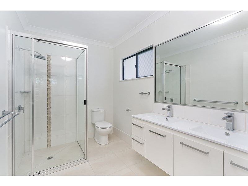 3 Tati Place, Bentley Park QLD 4869