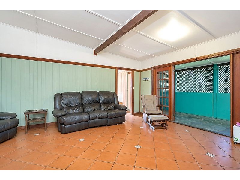 45 Koch Street, Mooroobool QLD 4870