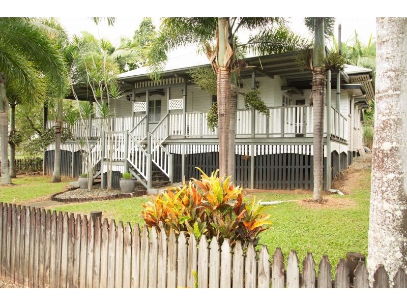 2A Martin Street, Freshwater QLD 4870