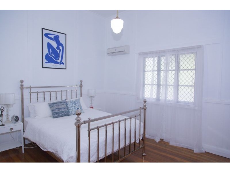 2A Martin Street, Freshwater QLD 4870