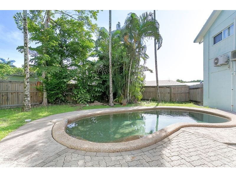 4/4 Atlantic Close, White Rock QLD 4868