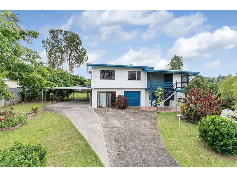 20 Lavender Street, Mooroobool QLD 4870