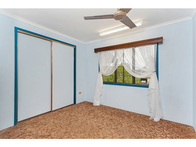 20 Lavender Street, Mooroobool QLD 4870