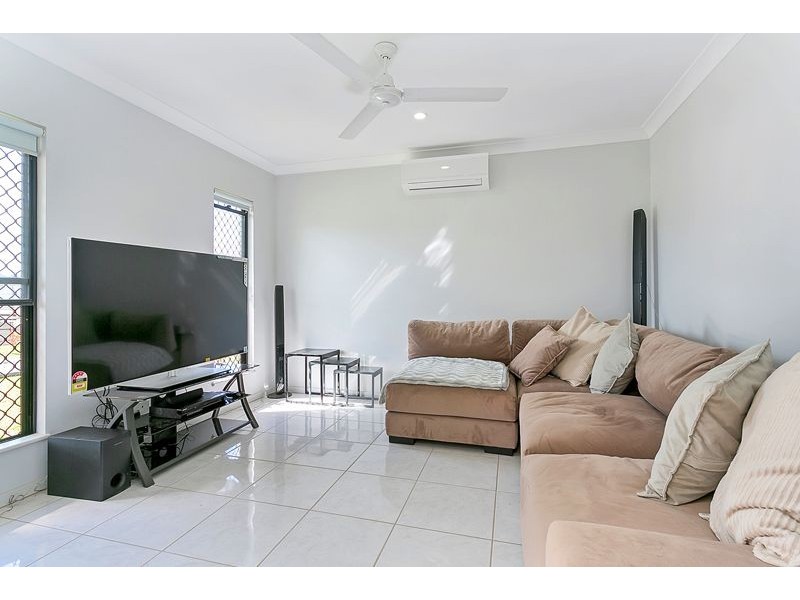 53 McFarlane Drive, Kanimbla QLD 4870