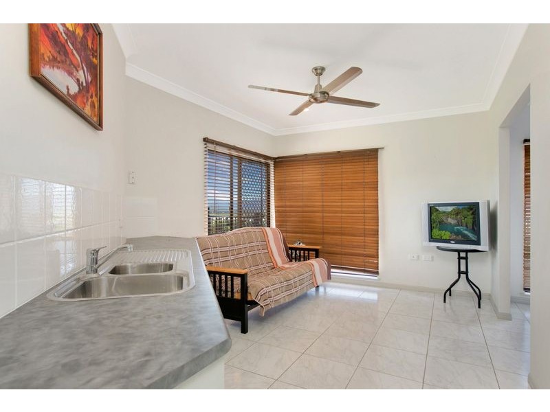 1 Gadaloff Close, Gordonvale QLD 4865