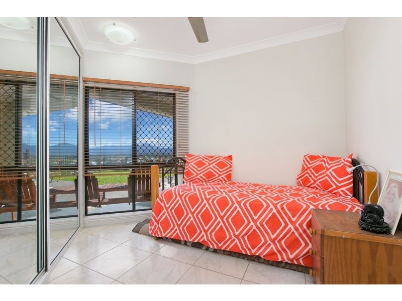 1 Gadaloff Close, Gordonvale QLD 4865