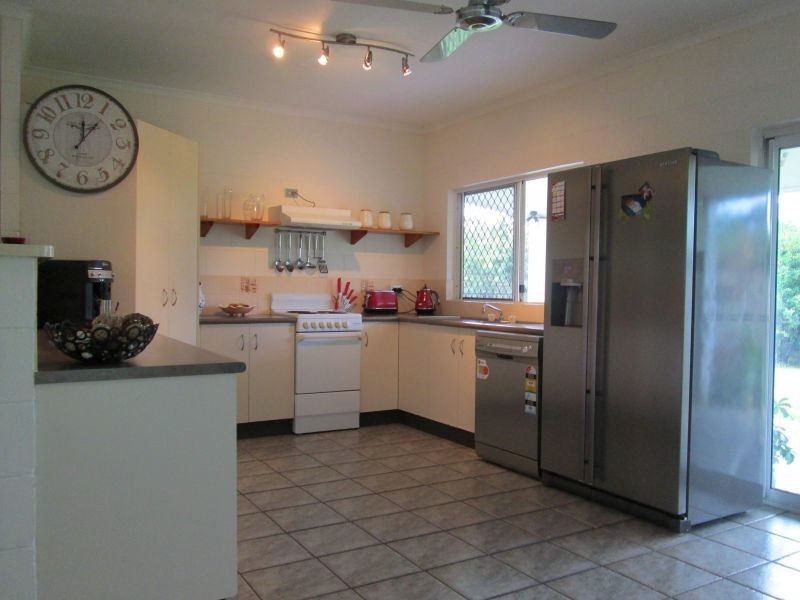 8 Accatino Close, Edmonton QLD 4869