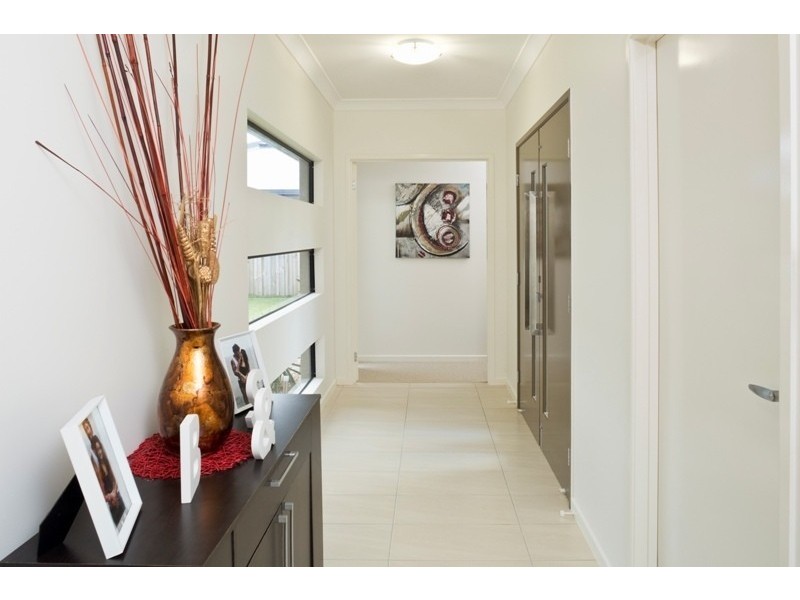 6 Sandridge Way, Smithfield QLD 4878