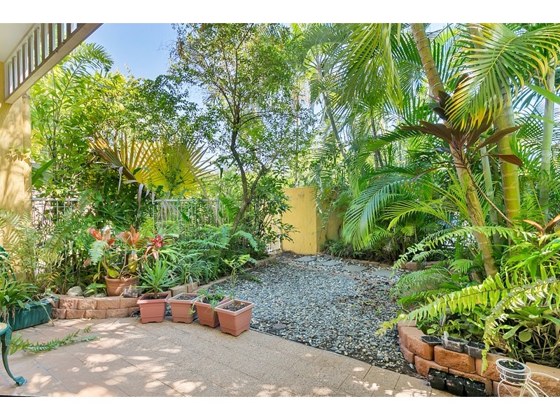 11/1 Springfield Crescent, Manoora QLD 4870
