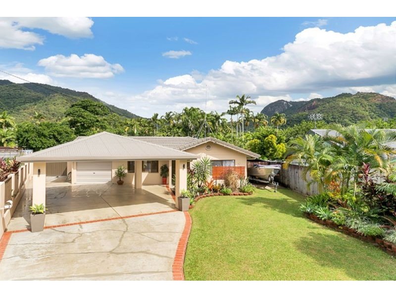 3 Tarana Close, Caravonica QLD 4878