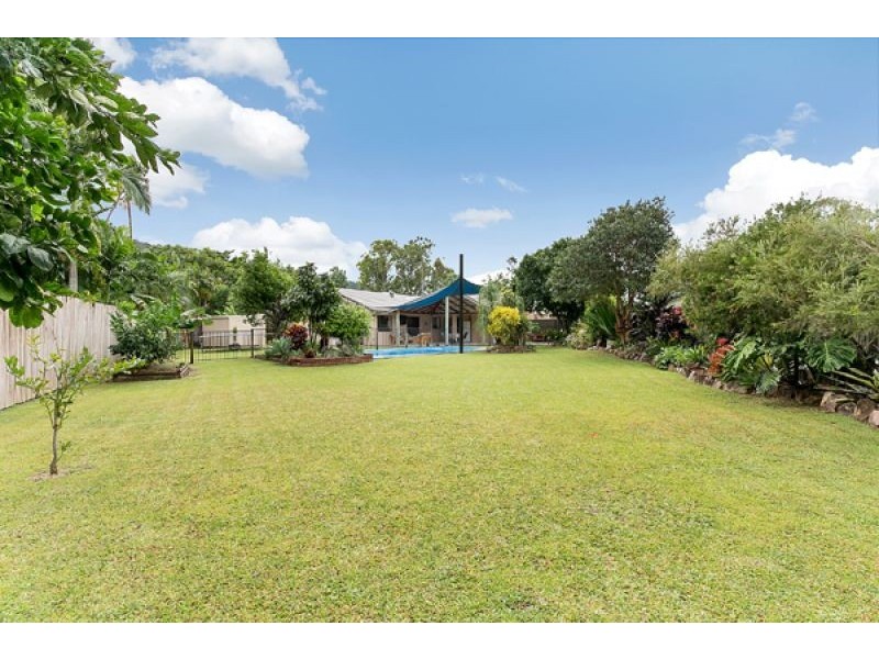 3 Tarana Close, Caravonica QLD 4878
