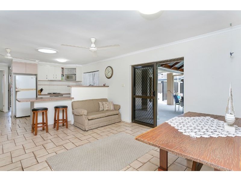 3 Tarana Close, Caravonica QLD 4878