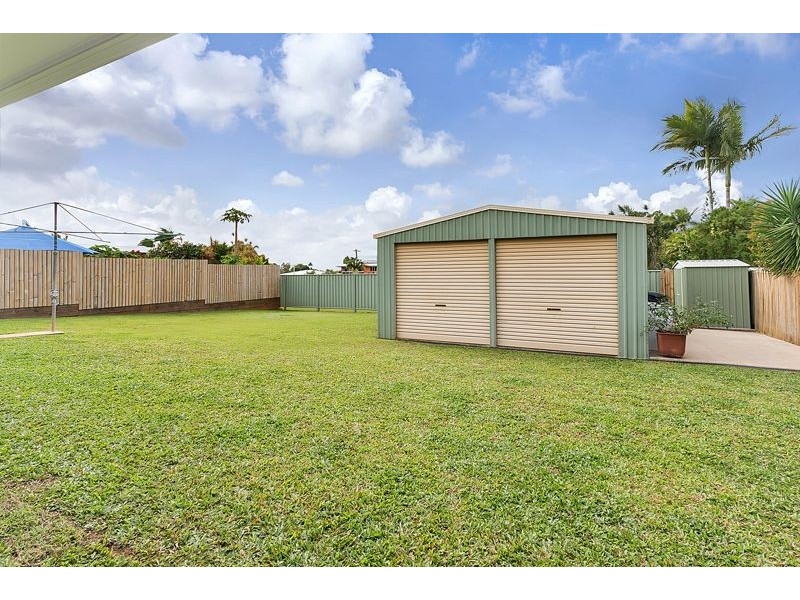 61 Amethyst Street, Bayview Heights QLD 4868