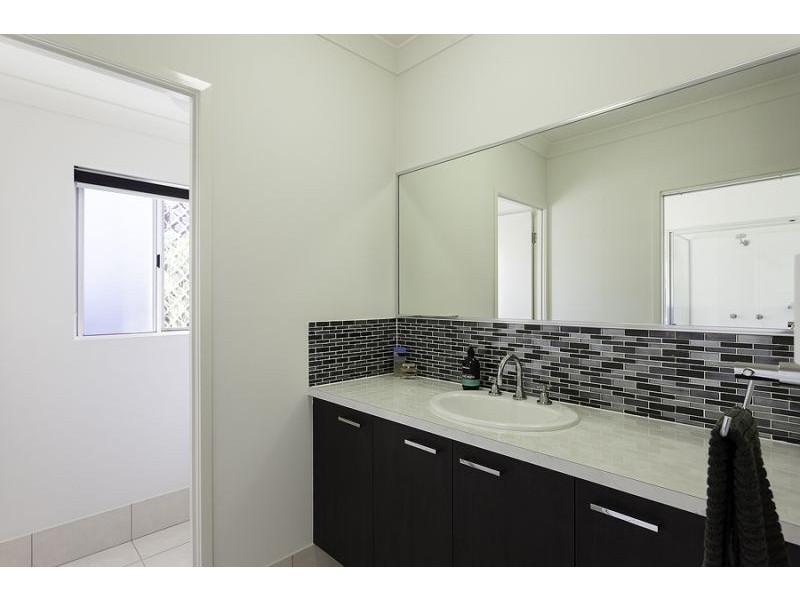 5 Brookville Gardens, Smithfield QLD 4878
