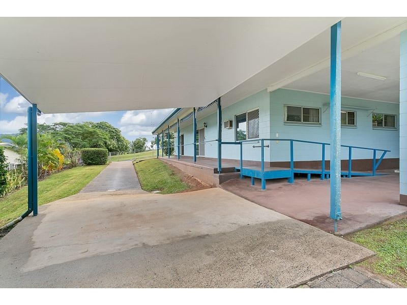 21 Travolta Close, White Rock QLD 4868