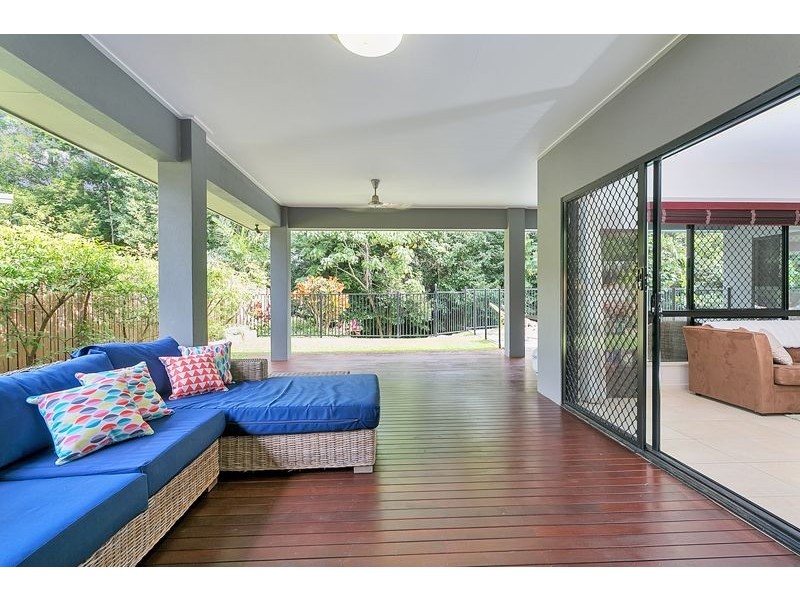 5 Hughes Close, Redlynch QLD 4870
