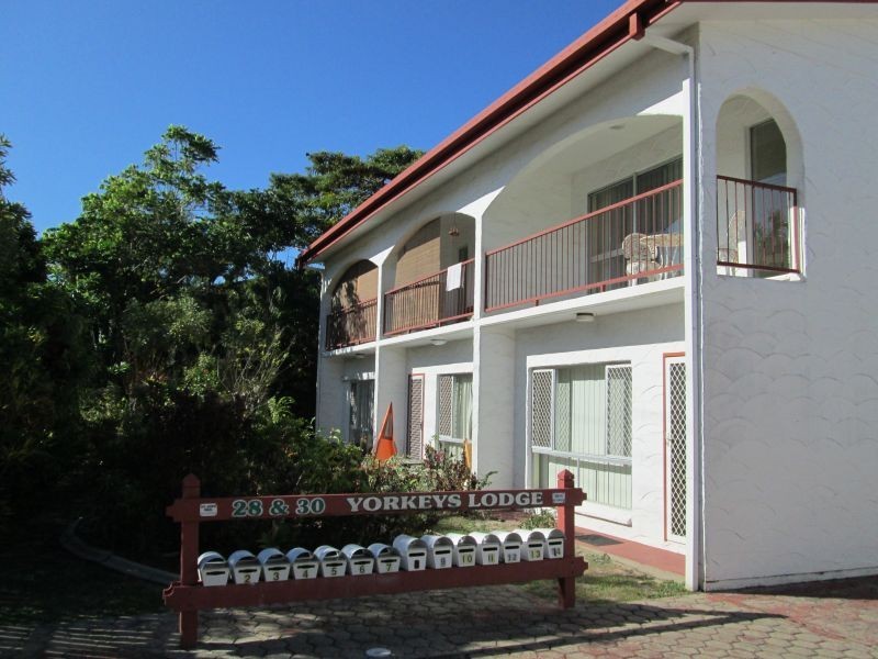 8/28-30 fairweather street, Yorkeys Knob QLD 4878