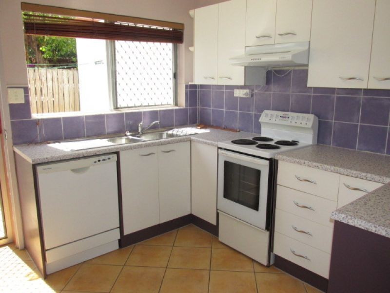 8/28-30 fairweather street, Yorkeys Knob QLD 4878